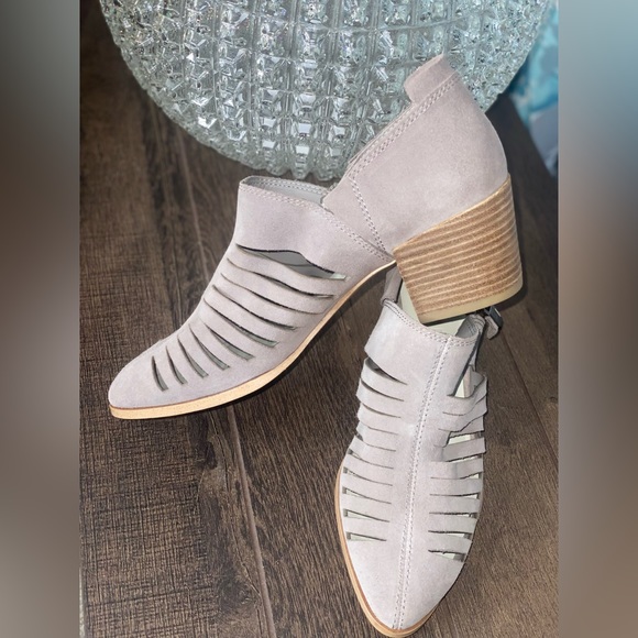 1. State Arnet Stacked Heel booties Suede Gray 9M - Picture 13 of 16